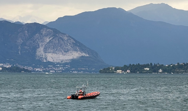 Il lago a Laveno (foto Archivio)