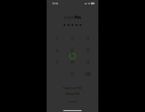 Problemi app e home banking non per tutti i clienti di Intesa