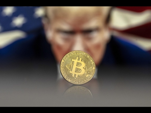 Bitcoin a 101.000 dollari con Trump che nomina Atkins alla Sec