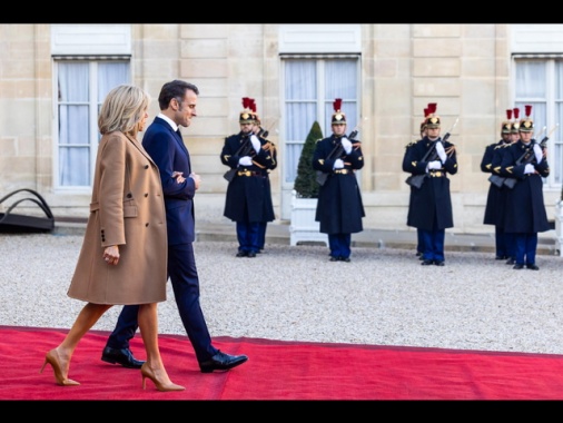 Macron annuncia 'un governo di interesse generale'