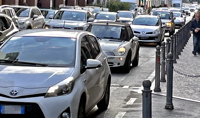 Attraversare Varese in auto? Un calvario di 70 minuti