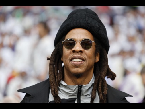 Jay-Z accusato di aver molestato una 13enne nel 2000