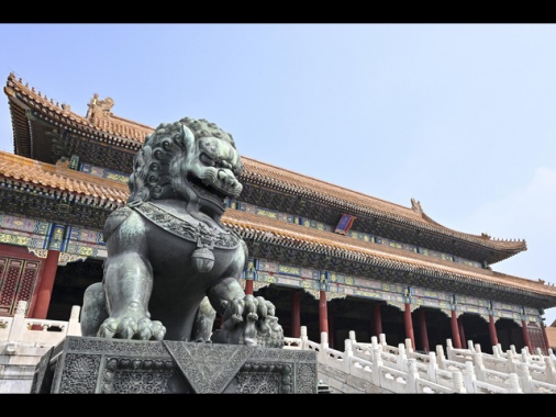 Cina allenta la politica monetaria, primo cambio in 14 anni