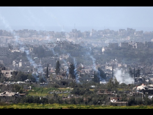 Wafa, '25 civili uccisi da raid israeliani a nord Gaza'
