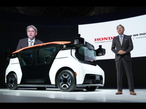 Honda, stop all'intesa con Gm su sviluppo taxi a guida autonoma