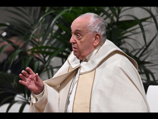 Il Papa, in alcune culture si eliminano i malati, è brutto