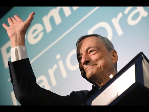 Draghi, no al declino, l'Europa lotti per conservare suoi valori