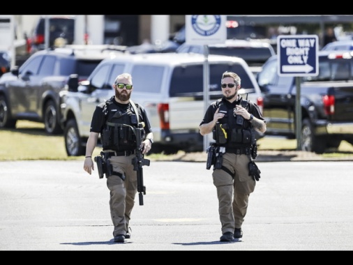 Sparatoria in una scuola in Wisconsin, feriti. Aggressore ucciso