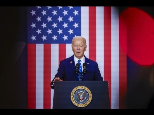 Biden, sparatoria in Wisconsin scioccante e insensata