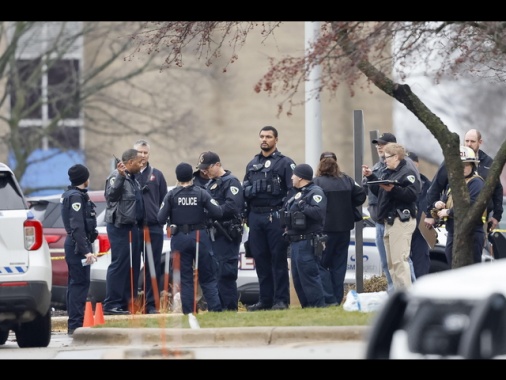 Sparatoria in scuola Usa, sospettata è una quindicenne
