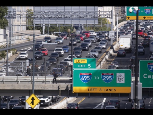 La produzione industriale Usa cala dello 0,1%, sotto le attese