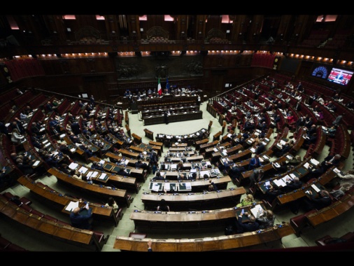 Dalle parrocchie ai marciapiedi, arriva la 'legge mancia'