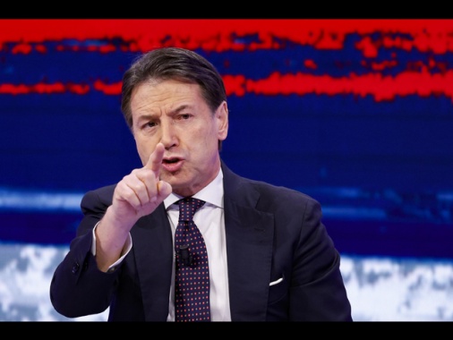 Conte, chi non ha memoria è Salvini, non accetto battute