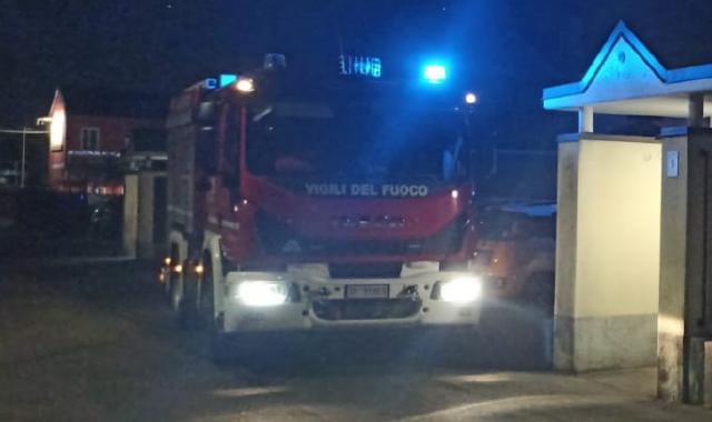 L’intervento dei vigili del fuoco per la fuga di gas