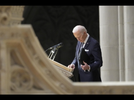 Usa, Biden dichiara 9 gennaio giorno lutto nazionale per Carter