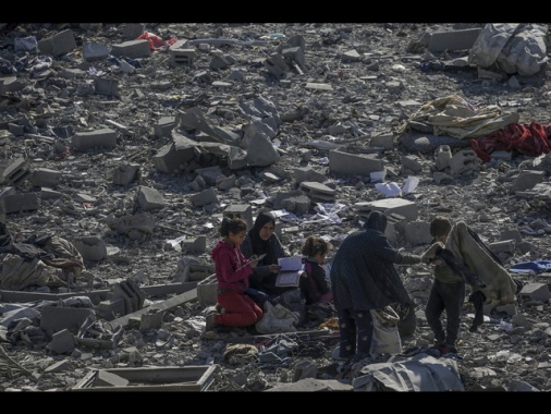 Hamas, a Gaza 77 persone uccise in 24 ore