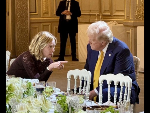 Aereo Meloni verso gli Usa, stasera incontro con Trump