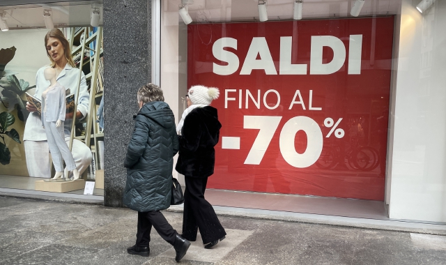 Varese, saldi a due velocità: partenza lanciata, poi la frenata