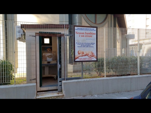 Neonato morto a Bari, per l'autopsia c'è 'l'ipotesi ipotermia'