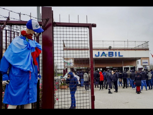 Jabil, parte l'iter per il licenziamento di 413 lavoratori