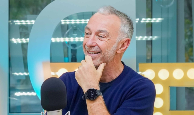 Linus, voce storica di Radio Deejay, domani sera debutta al Teatro di Varese con Radio Linetti Live in tour: l’esperienza è nata durante la pandemia