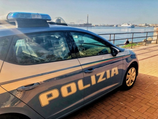 Uccide la madre con 15 coltellate a Messina
