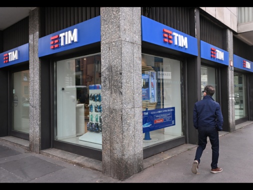Il Cda di Tim avvia un primo esame dell'offerta su Sparkle