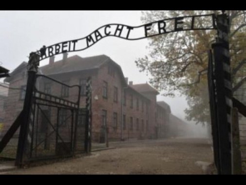Meloni,Shoah tragedia ad opera dei nazisti con fascisti complici