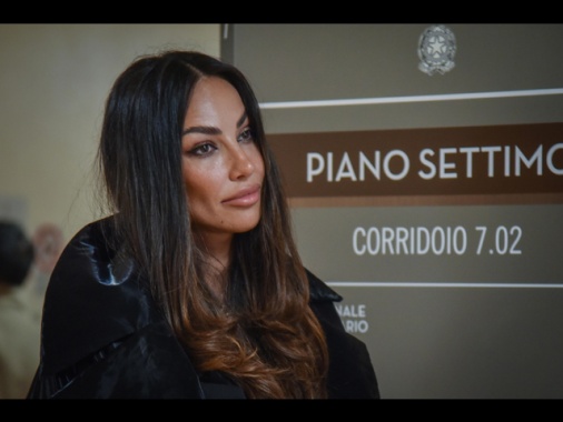 A processo la presunta stalker di Madalina Ghenea