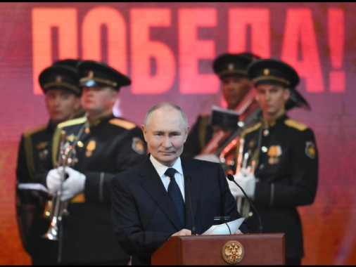 Putin, 'senza aiuti a Kiev, guerra finirebbe in 2 mesi'