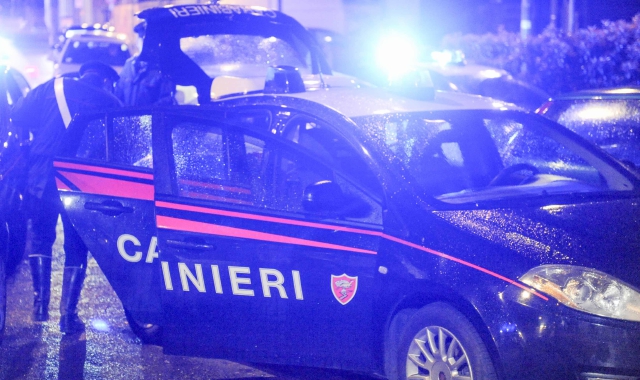 Caravate, carabiniere investito da un’auto