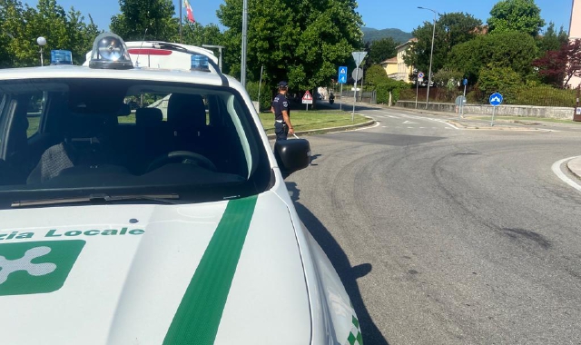 La Polizia locale sta dando la caccia allo spacciatore che ha provocato l’incidente (foto archivio)