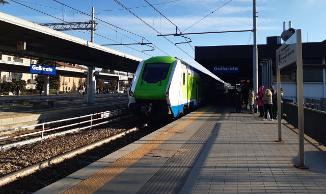 Il traffico ferroviario sarà interrotto tra Gallarate e Rho (foto Archivio)