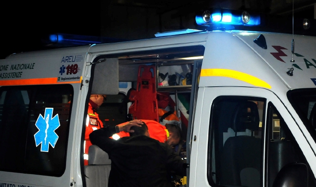 Incidente a Caronno Varesino: soccorse due persone