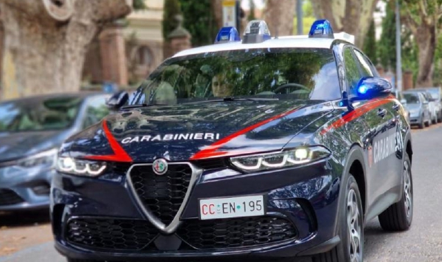 Minaccia i medici e crea il caos: arrestato a Novara
