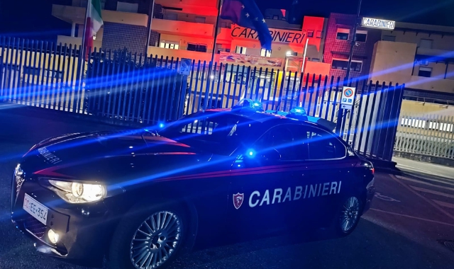 Il 23enne è stato bloccato alle undici di sera dai carabinieri