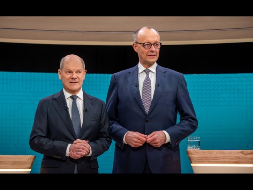 Scholz, 'Merz con Afd ha violato un tabù, può farlo di nuovo'