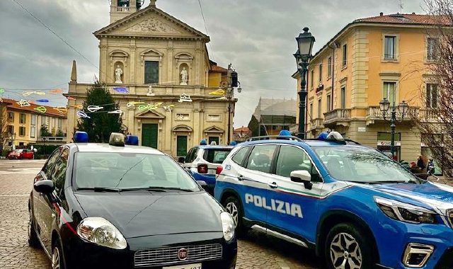Saronno: l’uomo nudo esce ancora allo scoperto