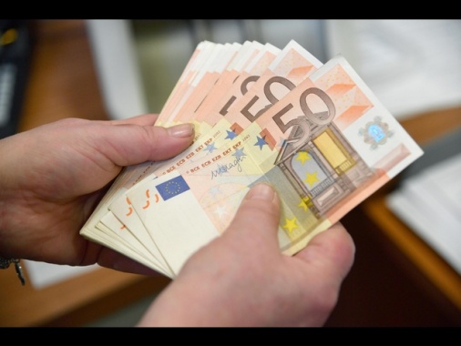 First, un altro anno record per banche, spinta commissioni