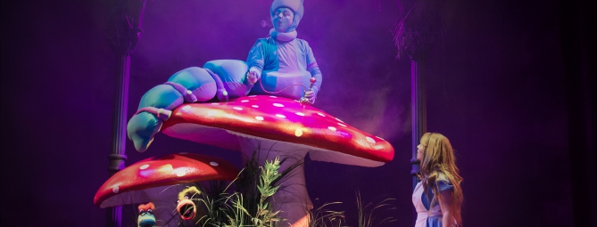 Alice nel Paese delle Meraviglie: un musical dove la fantasia vince
