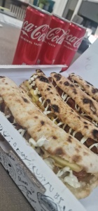 Hai voglia di una pizza o desideri maggiori informazioni? Siamo qui per te! 5