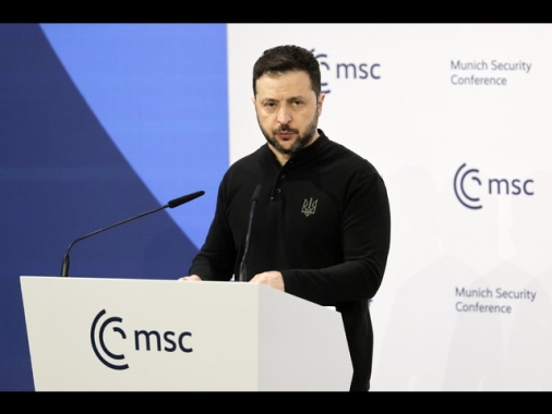 Zelensky, pronti a piano comune, ma Trump incontri prima me