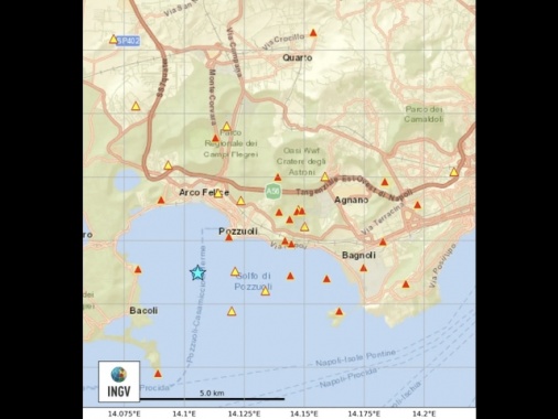 Scossa terremoto magnitudo 3.9, paura ai Campi Flegrei