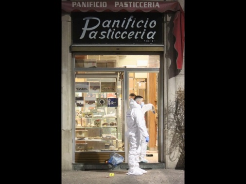 Omicidio a Milano, fermato il figlio del panettiere