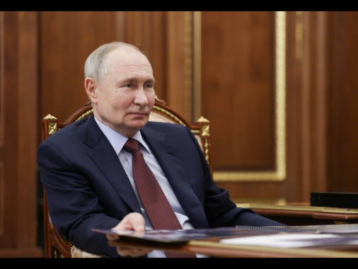 Putin, 'nessuno esclude l'Ucraina dai negoziati'