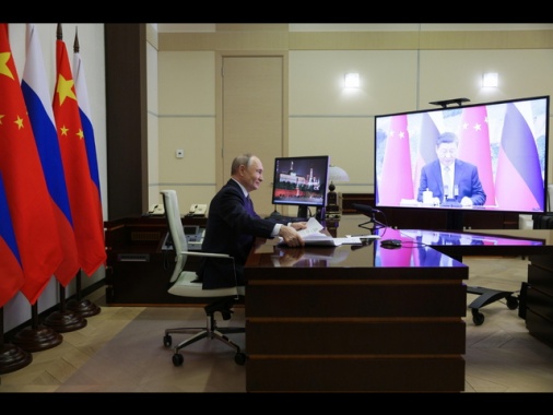 Cremlino, 'presto un colloquio tra Putin e Xi Jinping