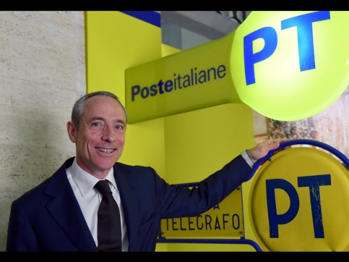 Poste, utile record oltre due miliardi nel 2024
