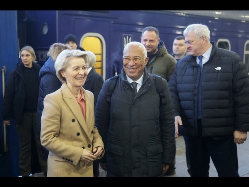 Von der Leyen, 'nuova tranche da 3,5 miliardi all'Ucraina'