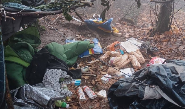 Bivacco della droga anche nei boschi di Comerio