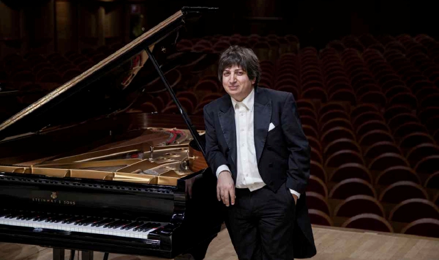 Il pianista Ramin Bahrami (foto Francesco Giusti)